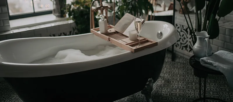 Full Bed Bathtub Replacement in Midland, ON